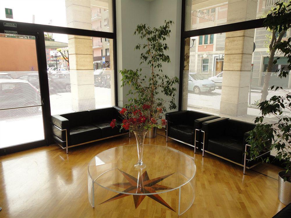 Hotel Ferrari Киавари Екстериор снимка