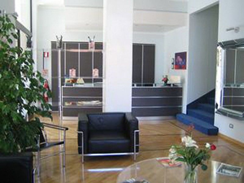 Hotel Ferrari Киавари Екстериор снимка